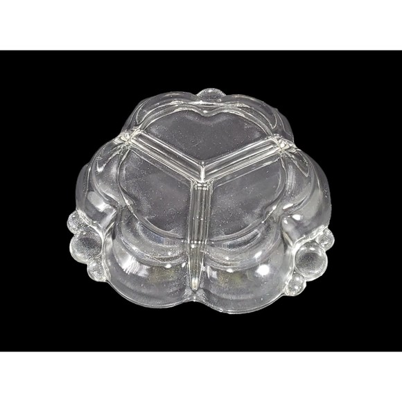 Elegant Antique Canterbury Clear Glass Divided Candy Dish by Duncan and Miller - Picture 5 of 5